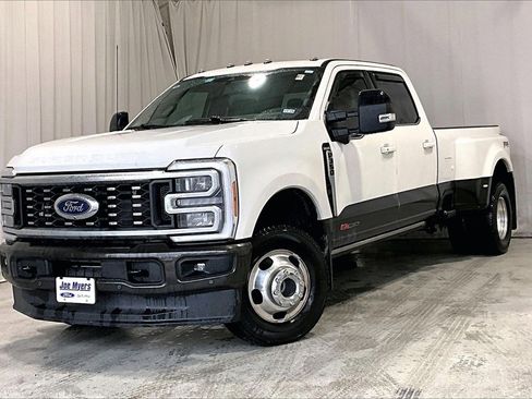 Used 2024 Ford F350 King Ranch image 2