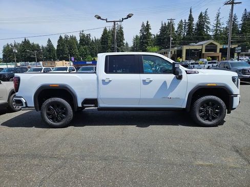 New 2026 GMC Sierra 3500 AT4 w/ AT4 Premium Plus Package AWD/4WD image 6