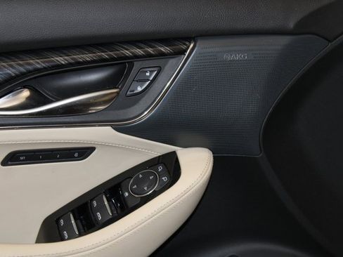 Used 2025 Cadillac CT5 Premium Luxury image 34