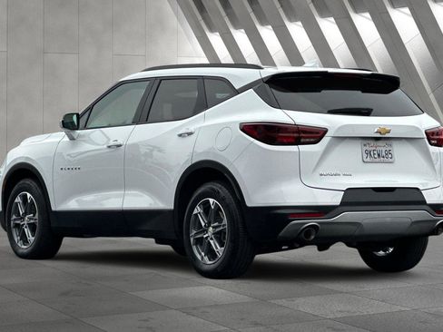 Used 2024 Chevrolet Blazer LT image 6
