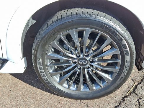 Certified 2024 INFINITI QX80 Premium Select w/ Cargo Package image 8