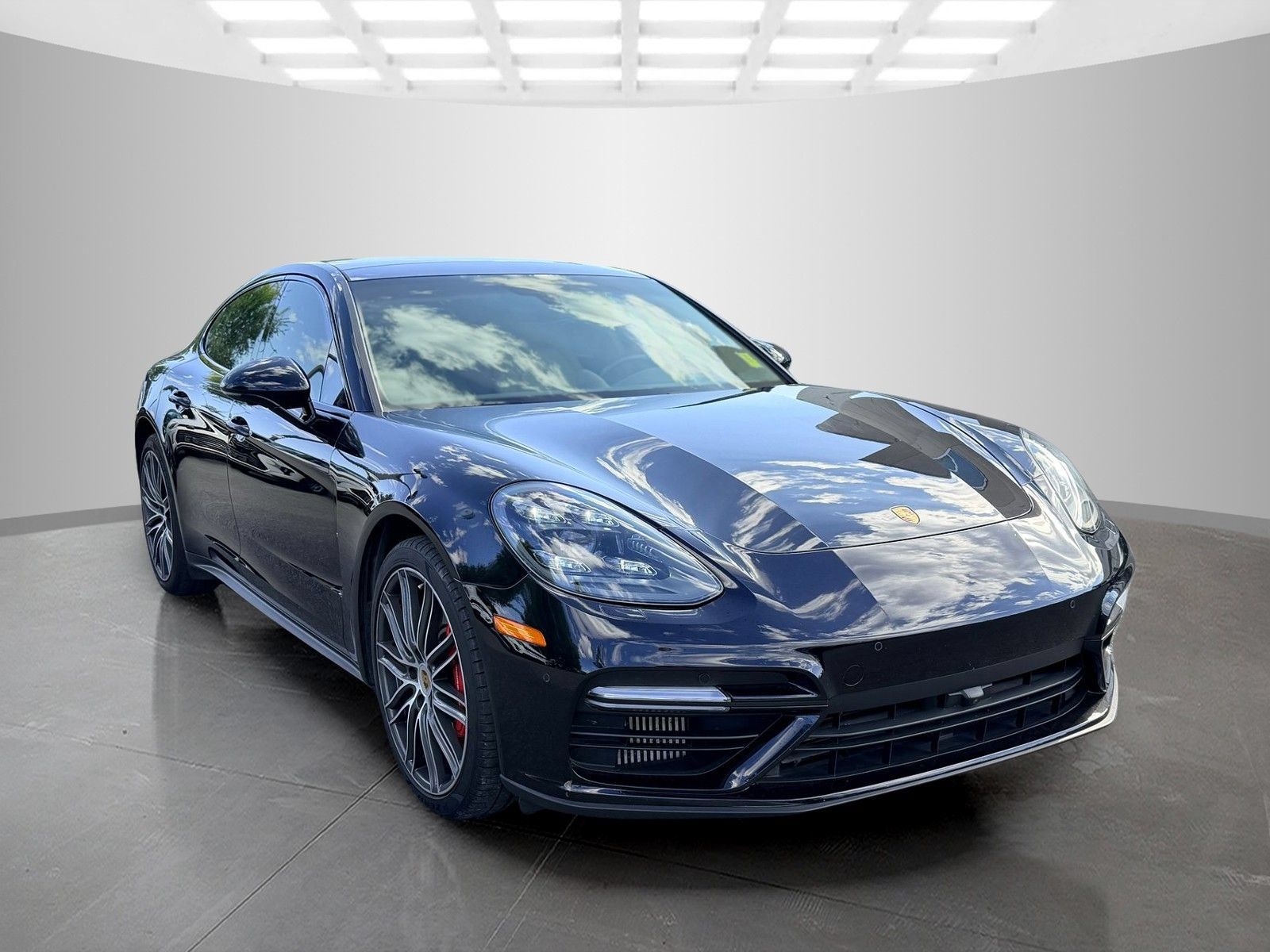 Used 2017 Porsche Panamera Turbo AWD/4WD image 3