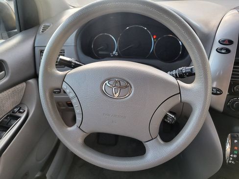 Used 2008 Toyota Sienna LE FWD image 20