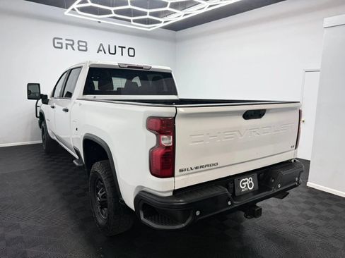 Used 2021 Chevrolet Silverado 2500 W/T w/ WT Convenience Package AWD/4WD image 5