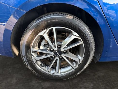 Used 2023 Kia Forte LXS w/ LXS Technology Package FWD image 36