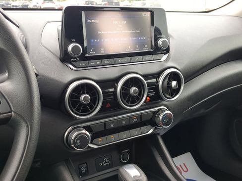 Used 2024 Nissan Sentra S image 22