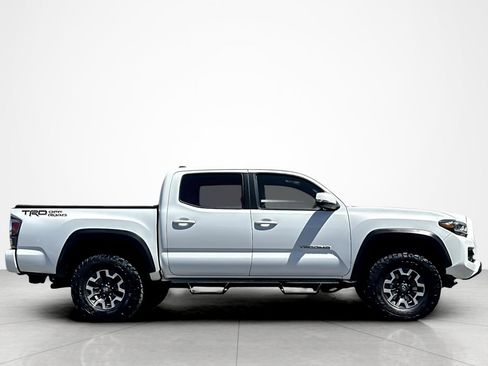 Certified 2022 Toyota Tacoma TRD Off-Road RWD image 6