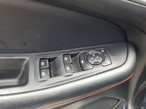 Used 2022 Ford Edge ST-Line image 28