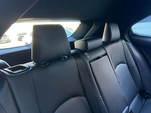 Used 2020 Lexus UX 200 image 30