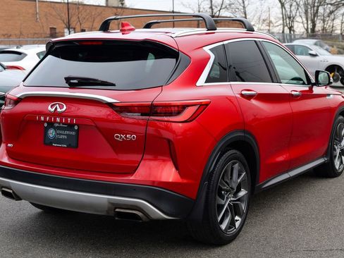 Used 2019 INFINITI QX50 Essential w/ Sensory Package image 7