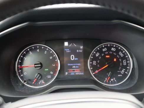 Used 2022 Toyota RAV4 XLE Premium AWD/4WD image 26