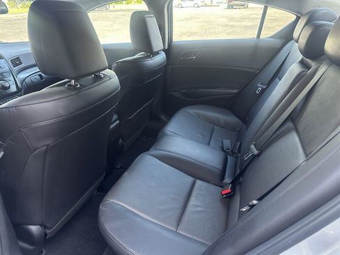 Used 2013 Acura ILX w/ Premium Package FWD image 6