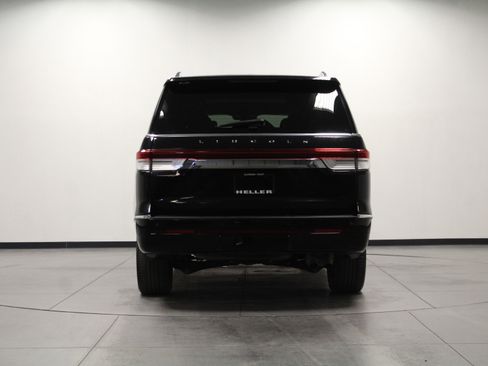 Used 2023 Lincoln Navigator L Reserve w/ Equipment Group 201A image 5