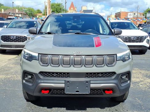 Used 2022 Jeep Compass Trailhawk w/ Trailhawk Elite Group AWD/4WD image 2