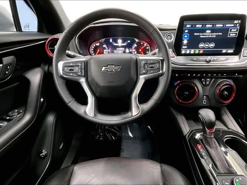 Used 2025 Chevrolet Blazer RS image 5