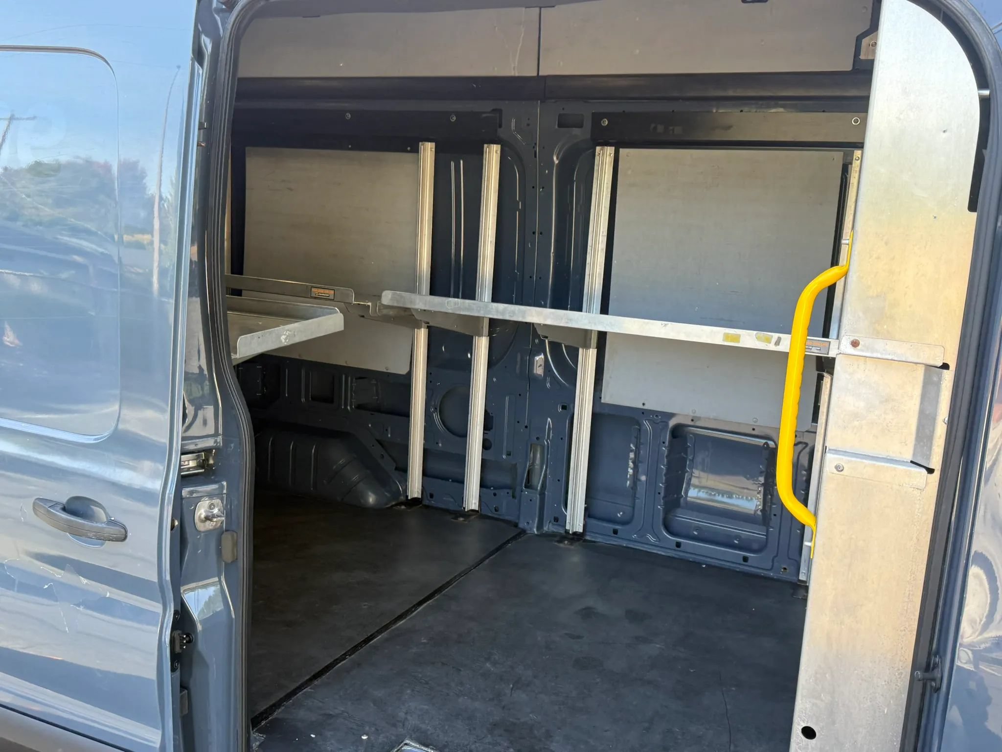 Used 2020 Ford Transit 250 148 High Roof Extended RWD image 21