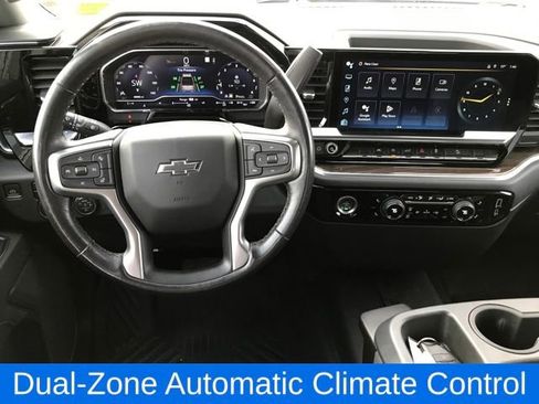 Used 2022 Chevrolet Silverado 1500 LT Trail Boss w/ Protection Package image 7