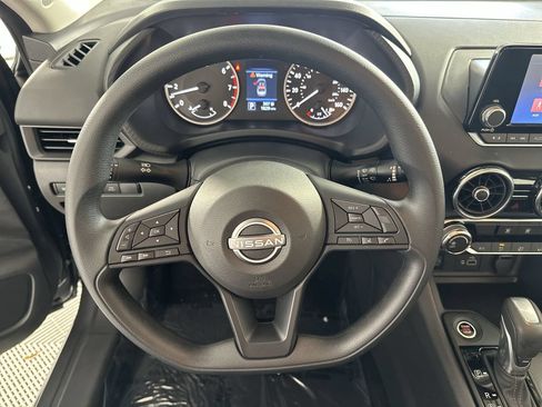 Certified 2025 Nissan Sentra S FWD image 14