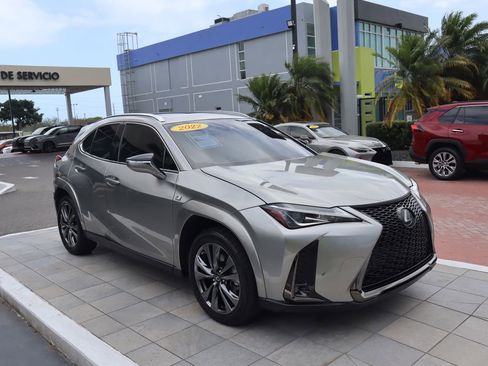 Used 2022 Lexus UX 200 F Sport FWD image 3
