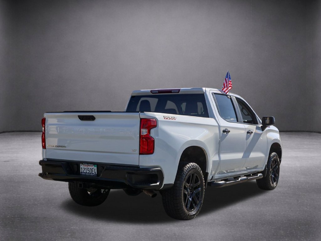 Used 2025 Chevrolet Silverado 1500 LT Trail Boss w/ Protection Package AWD/4WD image 4