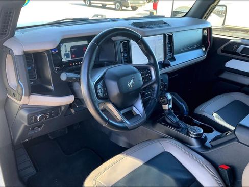 Certified 2022 Ford Bronco Wildtrak image 17