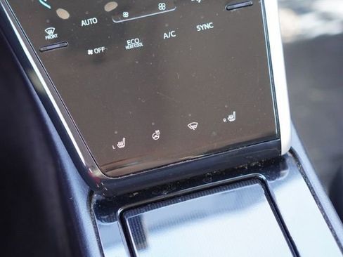 Used 2017 Toyota Mirai image 27