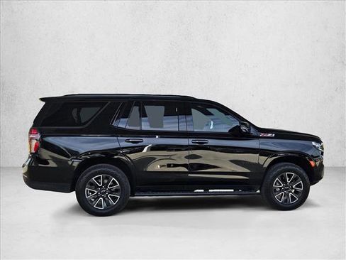 Used 2022 Chevrolet Tahoe Z71 w/ Luxury Package image 4