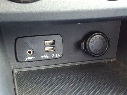 Used 2023 Subaru Crosstrek 2.0i Premium image 25