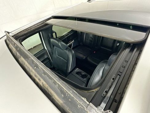 Used 2022 Ford F250 Lariat w/ Black Appearance Package AWD/4WD image 8