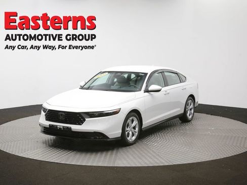 Used 2025 Honda Accord LX image 53