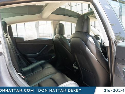 Used 2021 Tesla Model 3 Standard Range Plus RWD image 18
