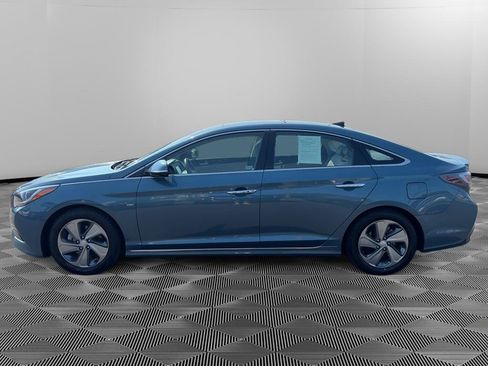 Used 2016 Hyundai Sonata Limited w/ Option Group 02 FWD image 4