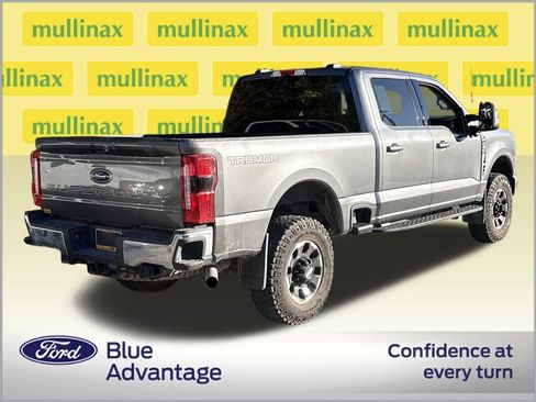 Used 2025 Ford F250 Lariat w/ Tremor Off-Road Package image 4