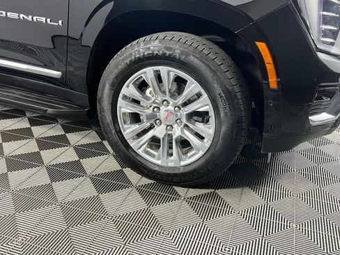 Used 2025 GMC Yukon Denali image 16