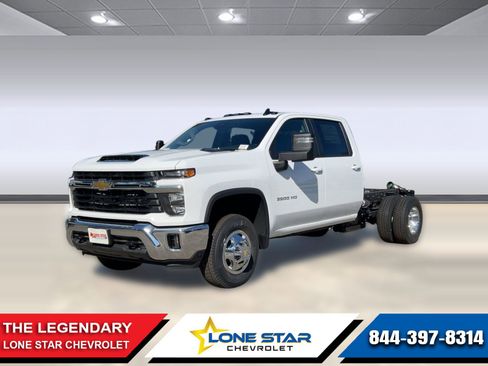 New 2026 Chevrolet Silverado 3500 LT w/ Convenience Package image 1