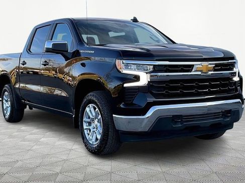 Used 2024 Chevrolet Silverado 1500 LT image 1