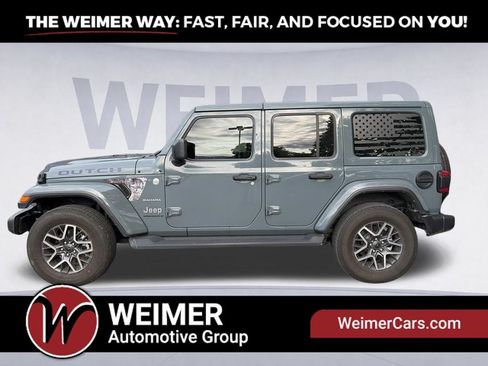 Used 2024 Jeep Wrangler Unlimited Sahara w/ Technology Group AWD/4WD image 6