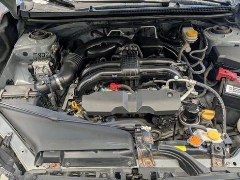 Used 2015 Subaru Crosstrek 2.0i Premium image 21