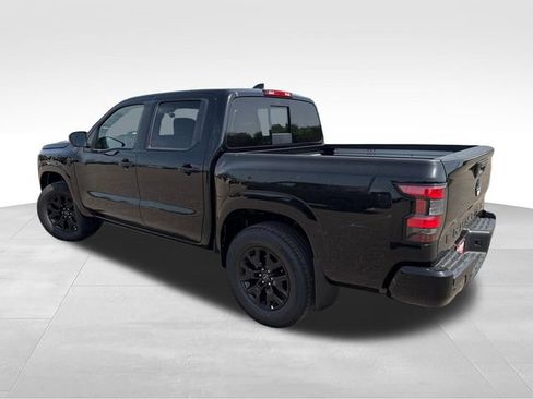 New 2026 Nissan Frontier SV w/ SV Convenience Package RWD image 5