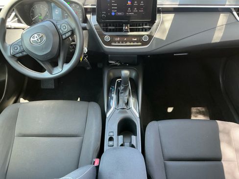 Used 2023 Toyota Corolla LE FWD image 20