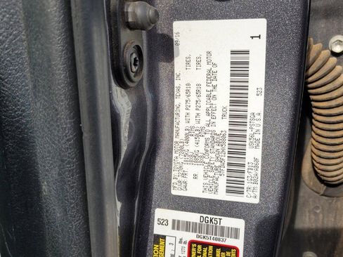 Used 2017 Toyota Tundra SR5 w/ TRD Off Road Package AWD/4WD image 16