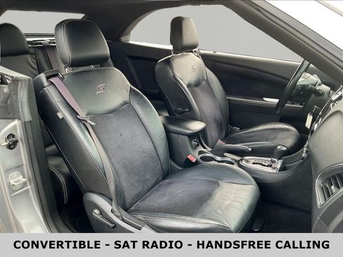 Used 2014 Chrysler 200 S FWD image 28