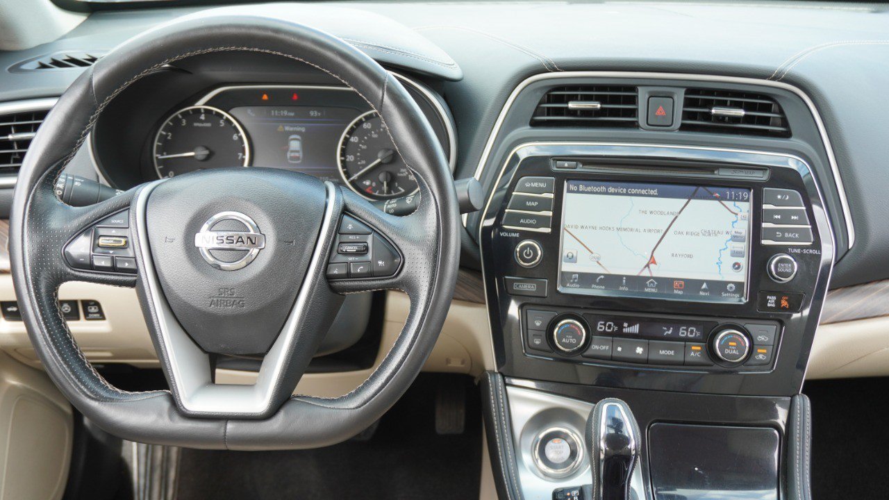 Used 2016 Nissan Maxima Platinum FWD image 29