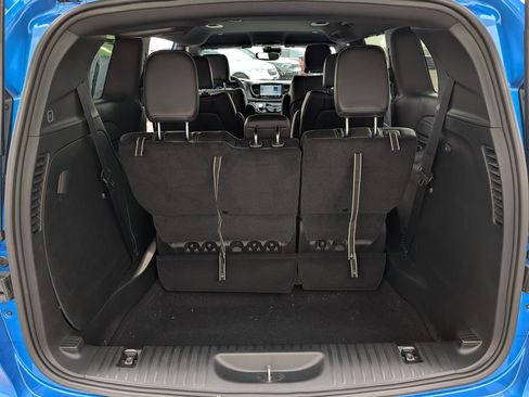 New 2026 Chrysler Pacifica Select FWD image 7