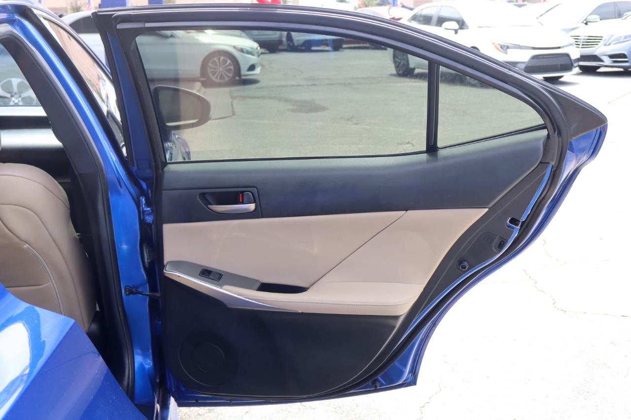 Used 2018 Lexus IS 300 F Sport w/ F Sport Package RWD image 20