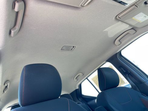 Used 2019 Nissan Kicks SR w/ Exterior Electronics Package FWD image 16