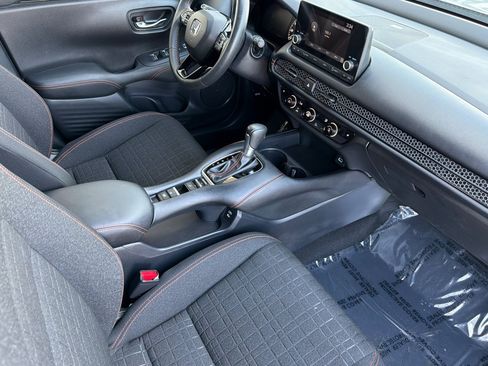 Certified 2024 Honda HR-V Sport image 33