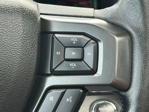 Used 2016 Ford F150 Lariat w/ Equipment Group 502A Luxury AWD/4WD image 38