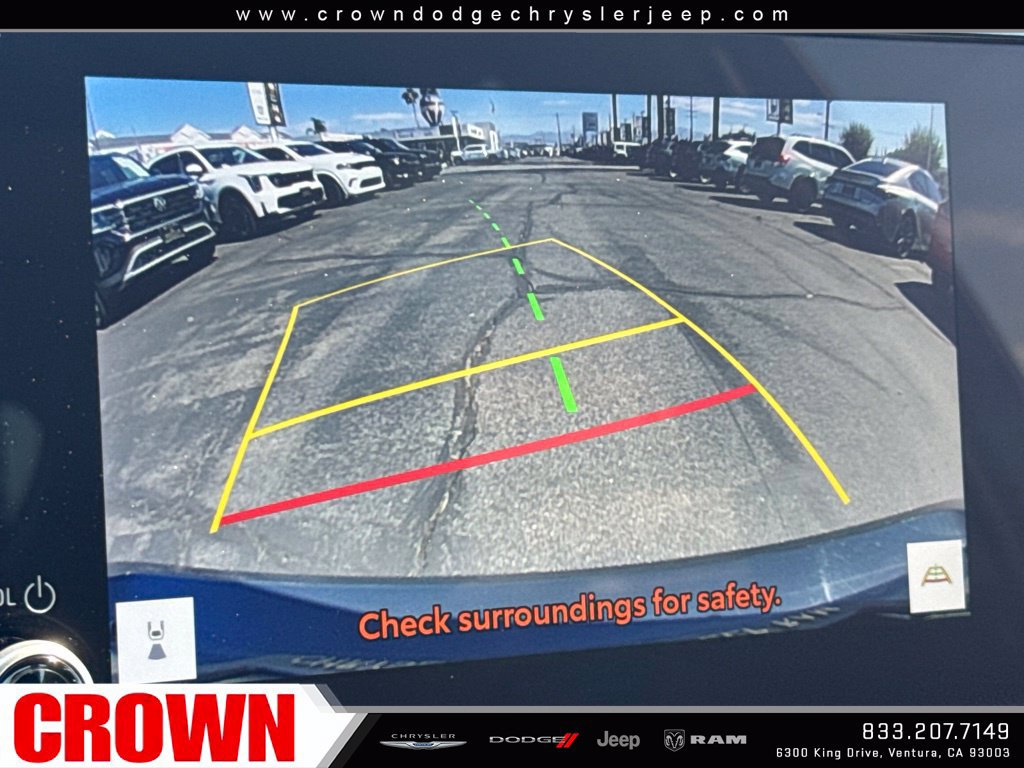 Used 2025 Toyota Camry LE FWD image 25