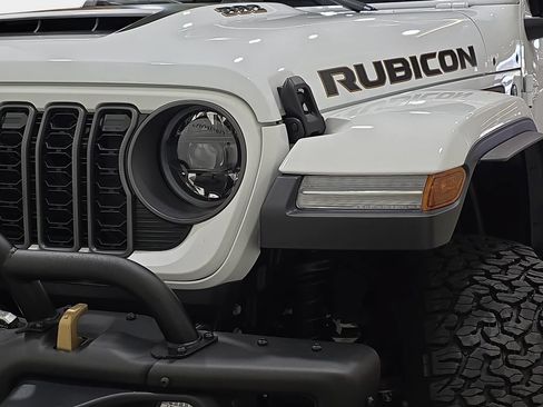 Used 2025 Jeep Wrangler Unlimited Rubicon 392 AWD/4WD image 34
